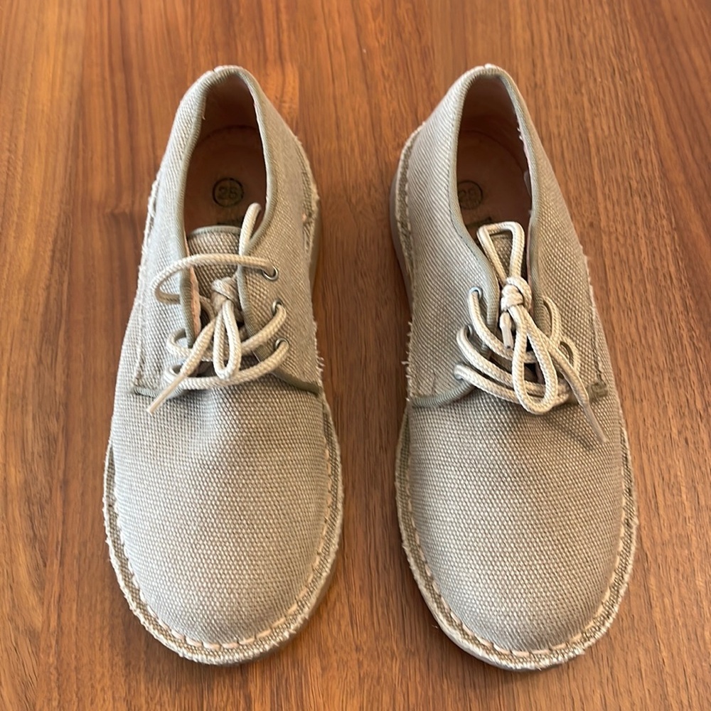 Pisamonas shoes